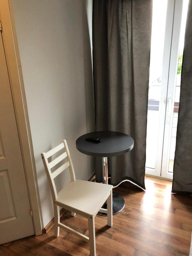 Route 7 Rooms Myślenice Extérieur photo