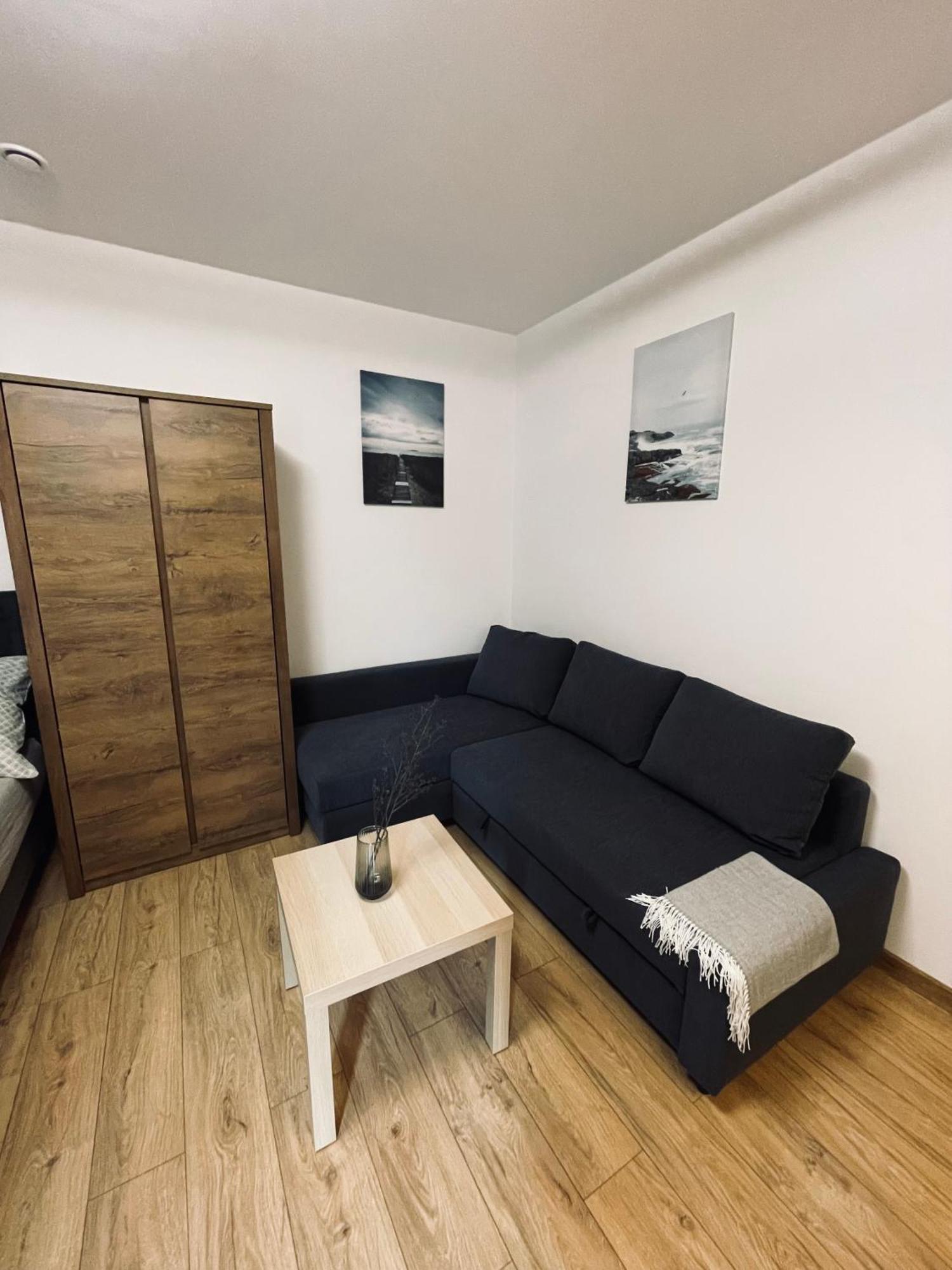 Route 7 Rooms Myślenice Extérieur photo