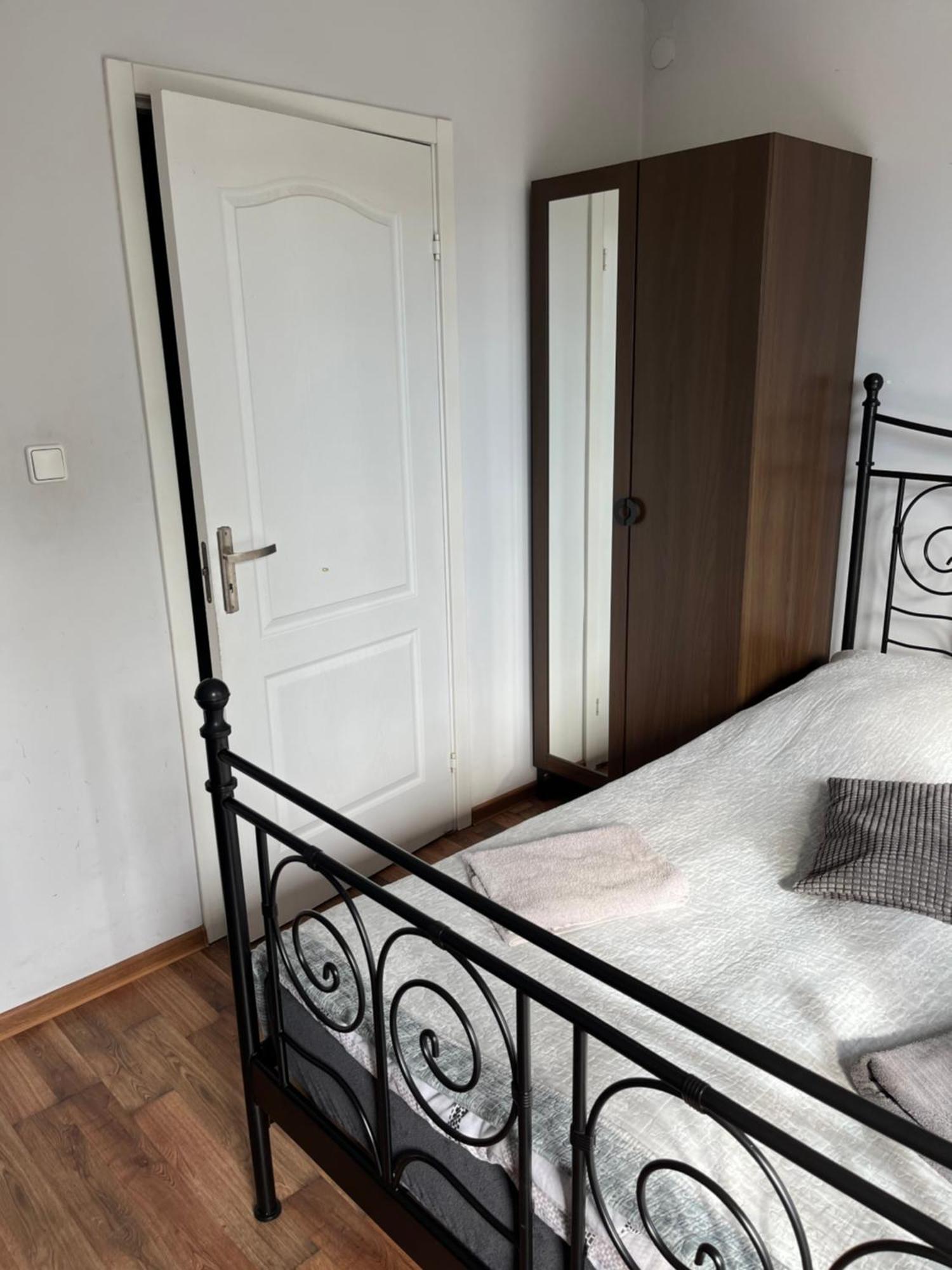 Route 7 Rooms Myślenice Extérieur photo