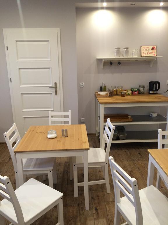 Route 7 Rooms Myślenice Extérieur photo